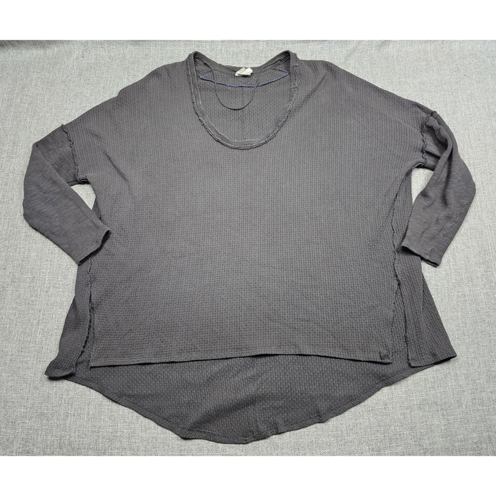 We The Free Shirt Womens XS Gray Waffle Thermal Hi-Low Raw Hem Exposed Seams